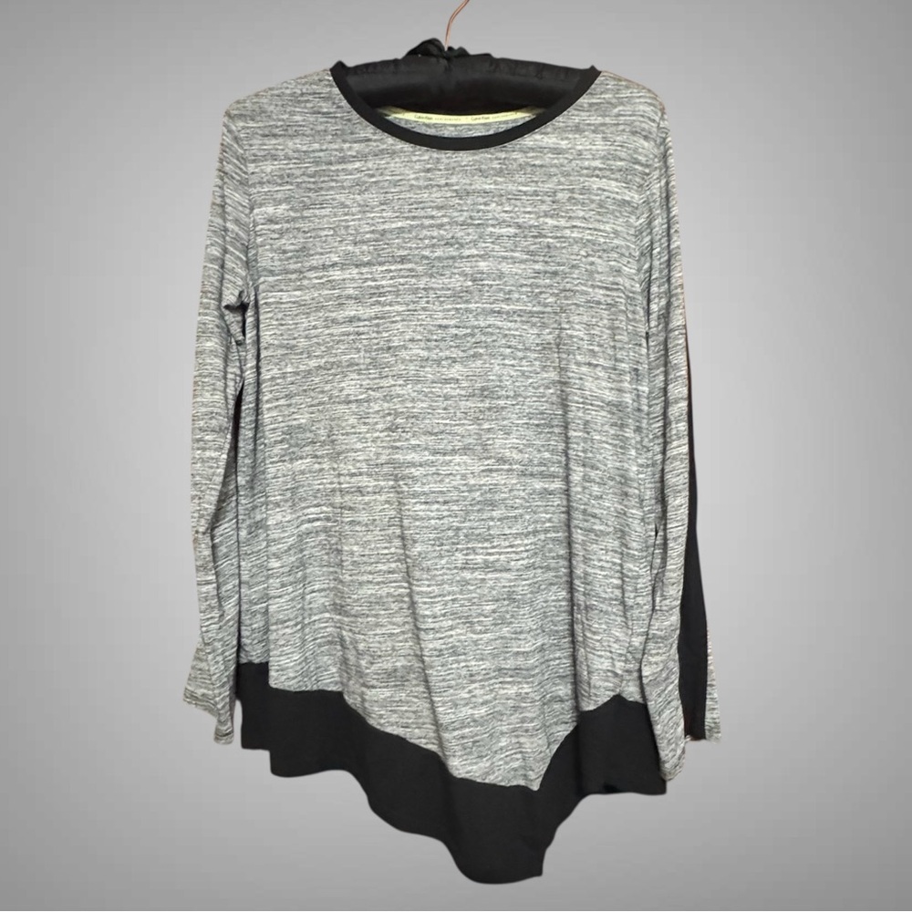 CALVIN KLEIN PERFORMANCE TOP SIZE LARGE